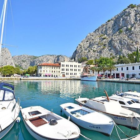 Apartments Mira أوميس المظهر الخارجي الصورة