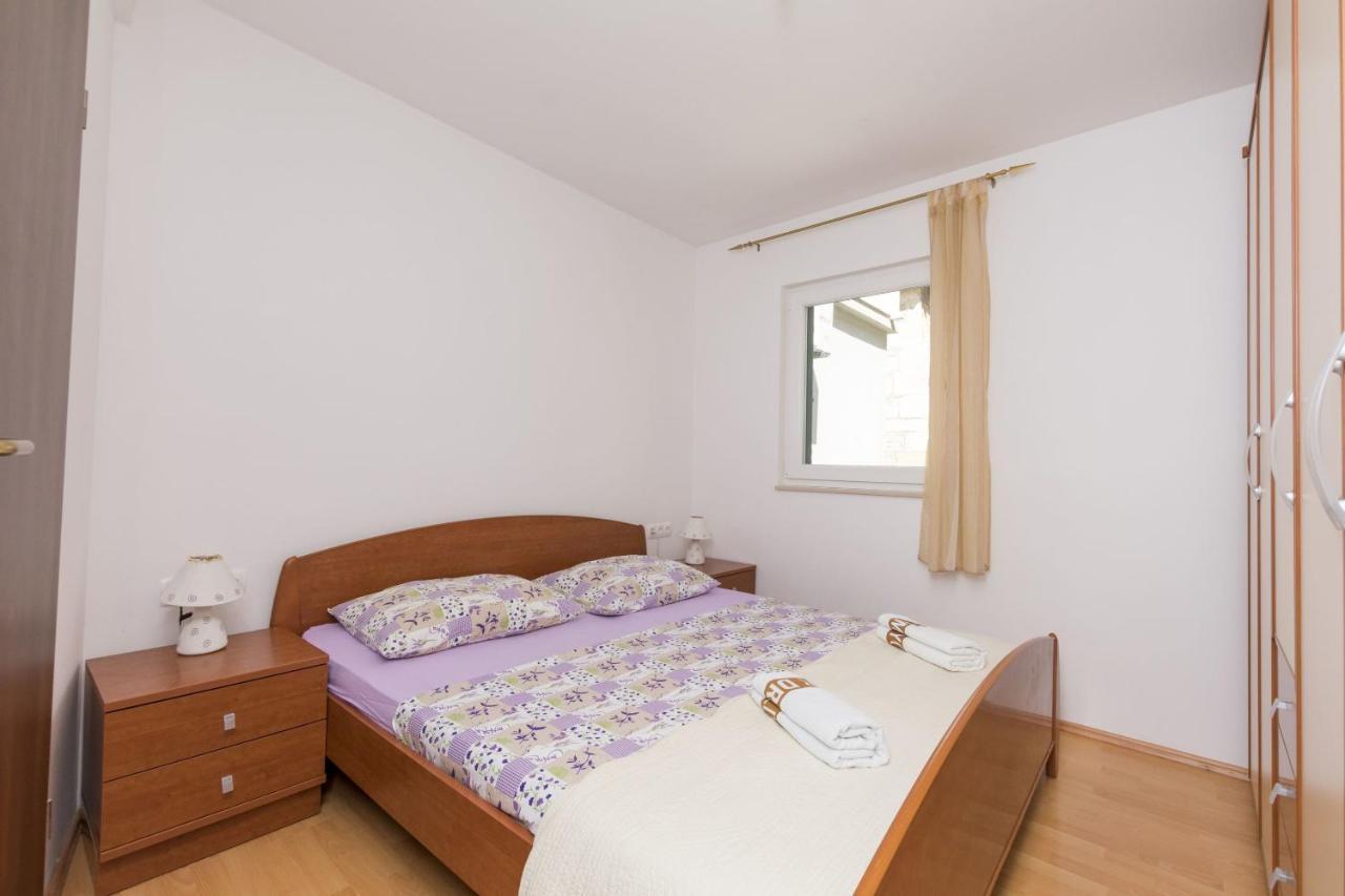 Apartments Mira أوميس المظهر الخارجي الصورة