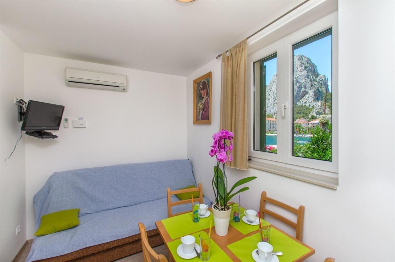 Apartments Mira أوميس المظهر الخارجي الصورة