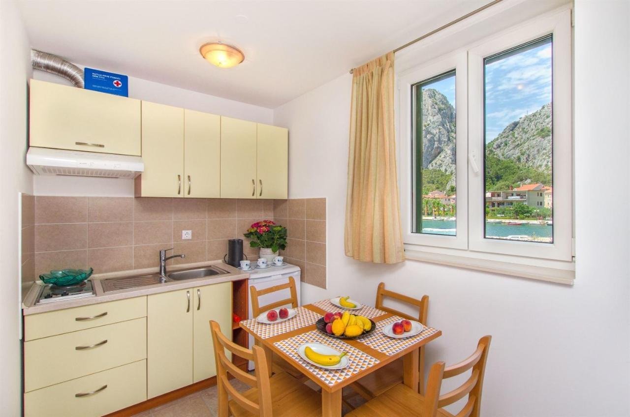 Apartments Mira أوميس المظهر الخارجي الصورة
