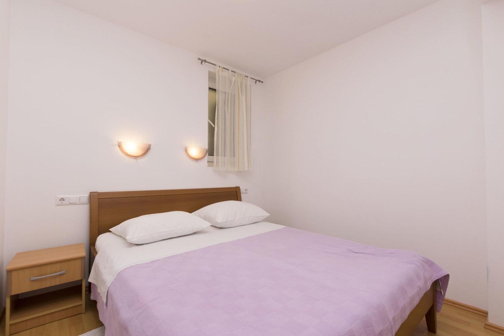 Apartments Mira أوميس المظهر الخارجي الصورة