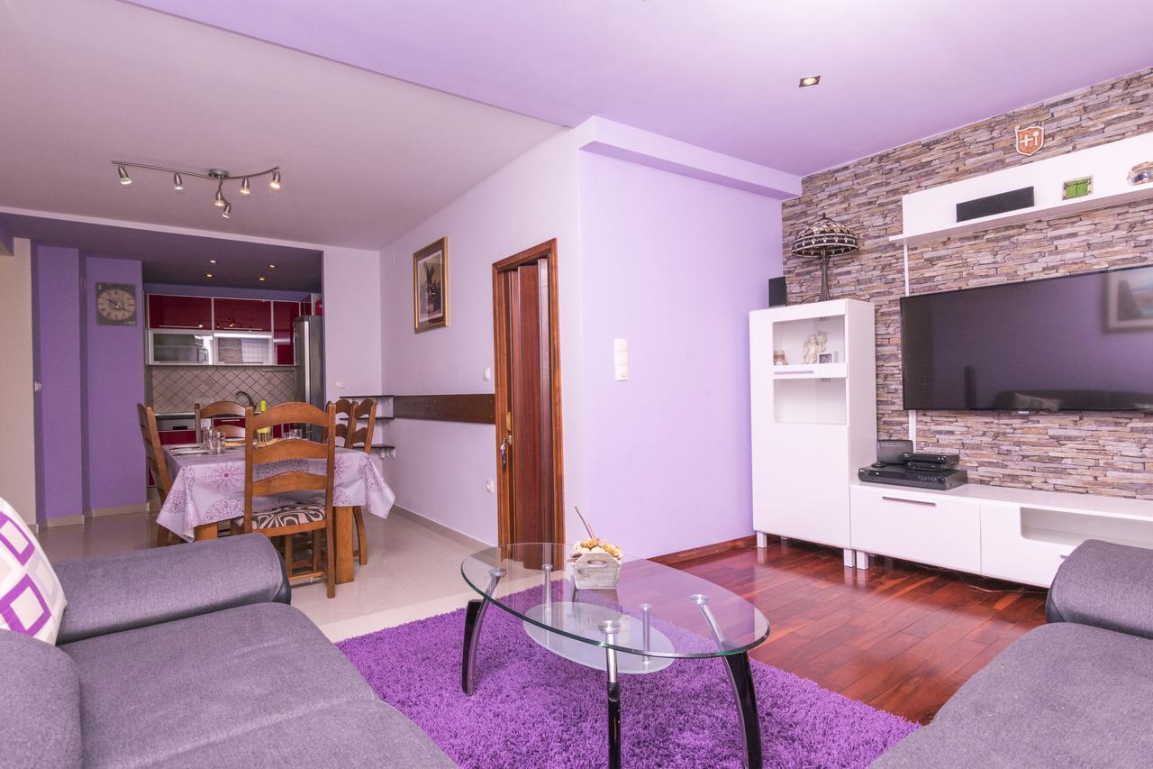 Apartments Mira أوميس المظهر الخارجي الصورة